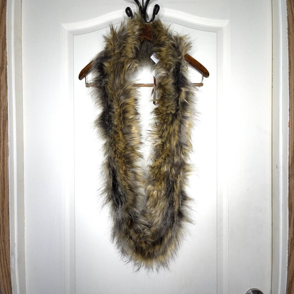 Merona Faux Fur Infinity Scarf Natural Brown NWT